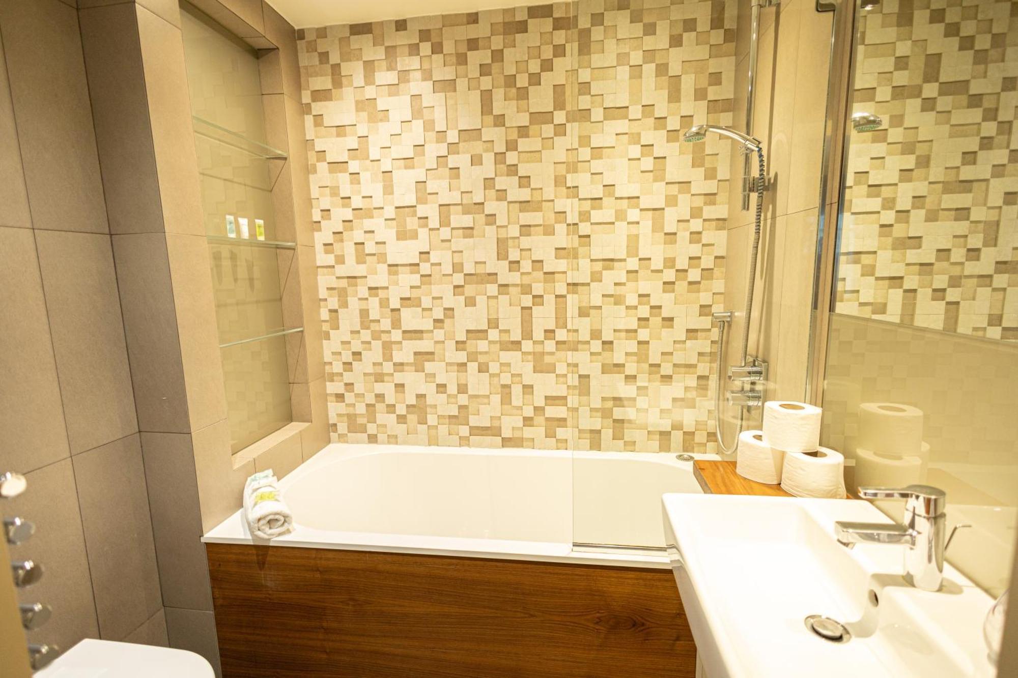 2Bedroom Gem In The Heart Of Kensington London Exterior photo
